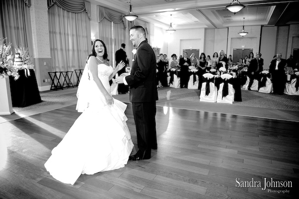 Best Lake Mary Events Center Wedding Pictures - Sandra Johnson (SJFoto.com)